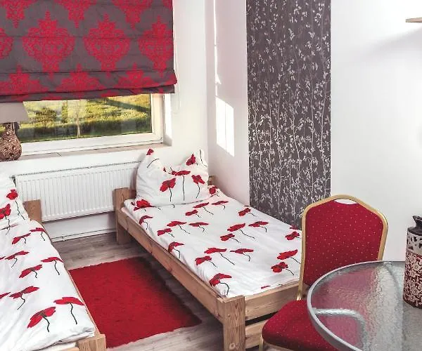 Palacyk Lesny ベッド・アンド・ブレックファスト